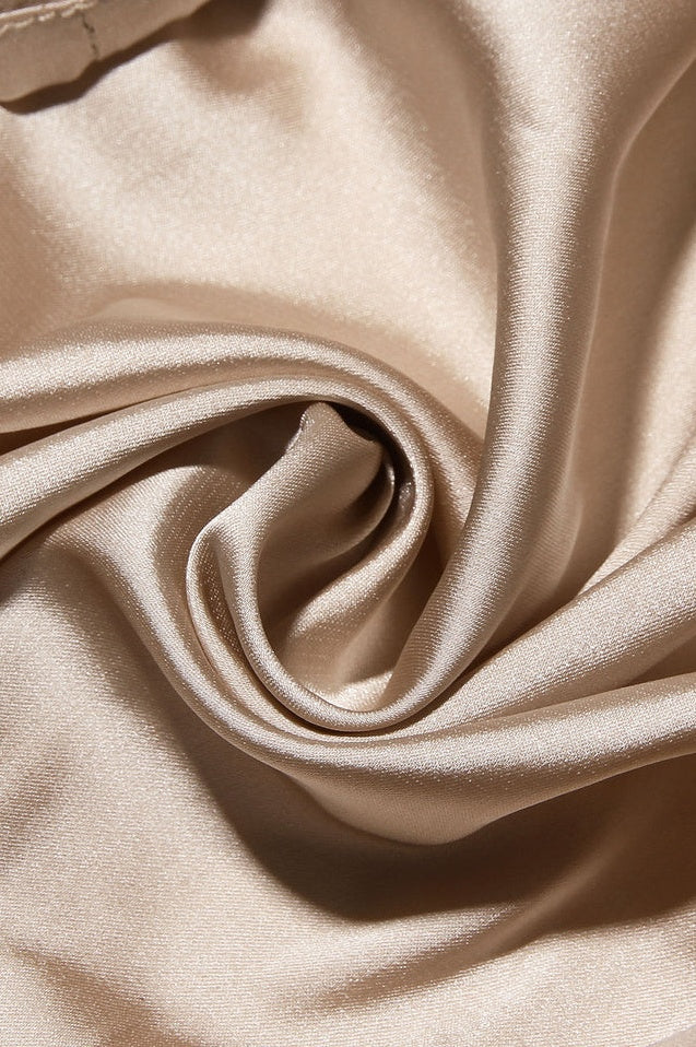 Robe Maxi Évasée en Dentelle Florale à Épaules Dégagées