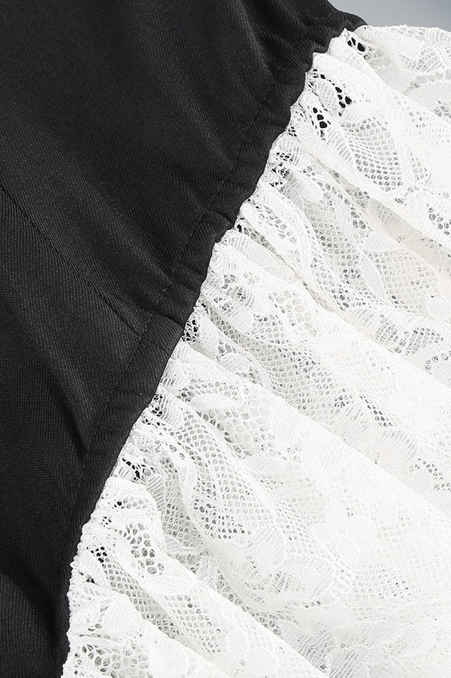 Blazer Évasé en Dentelle Brodée à Décolleté en V