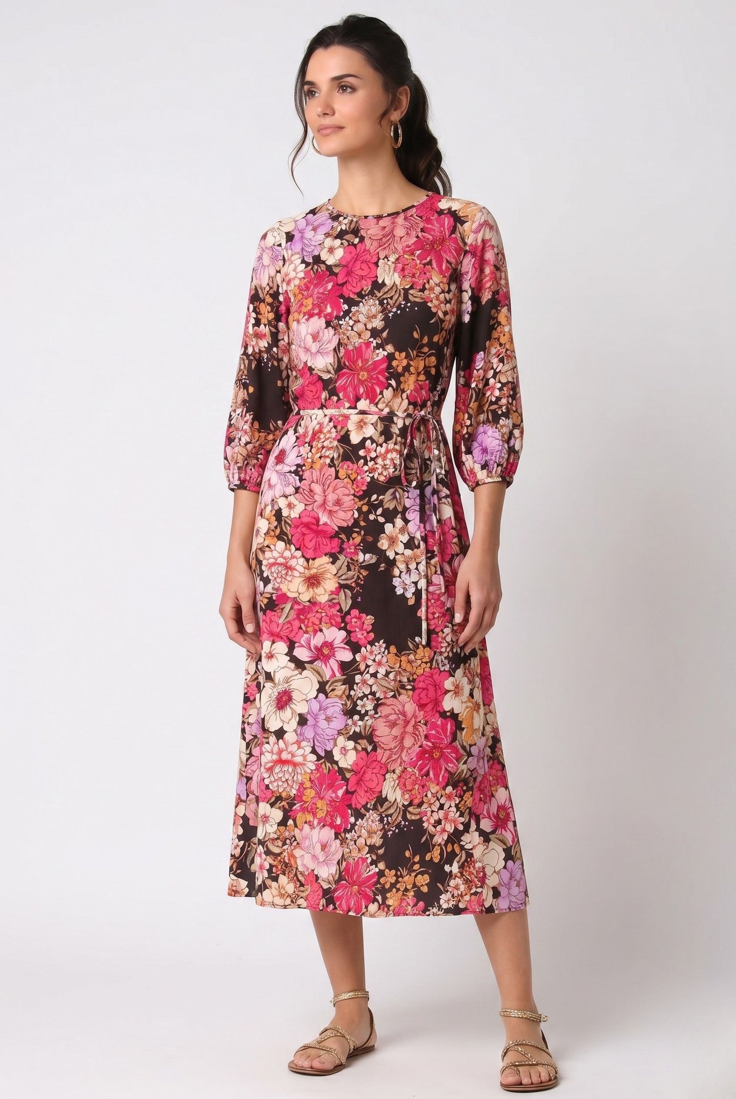 Robe Mi-Longue Élégante à Imprimé Floral Riche et Ceinture à Nouer