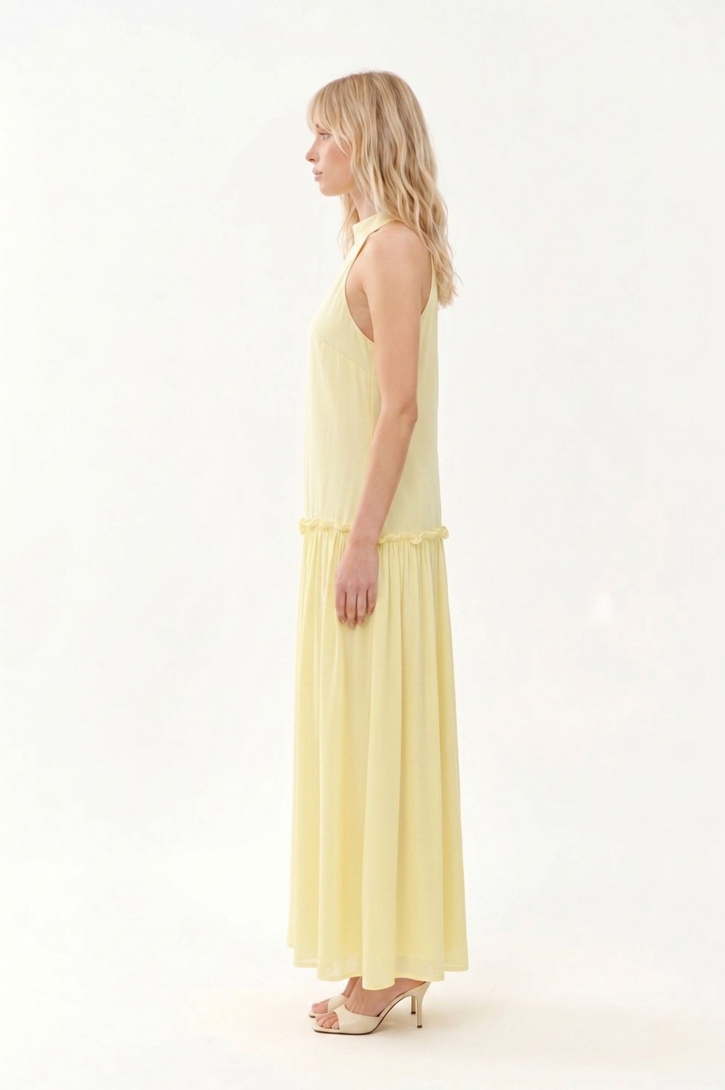 Robe Maxi Halter "Douceur Solaire" – Jaune Pastel