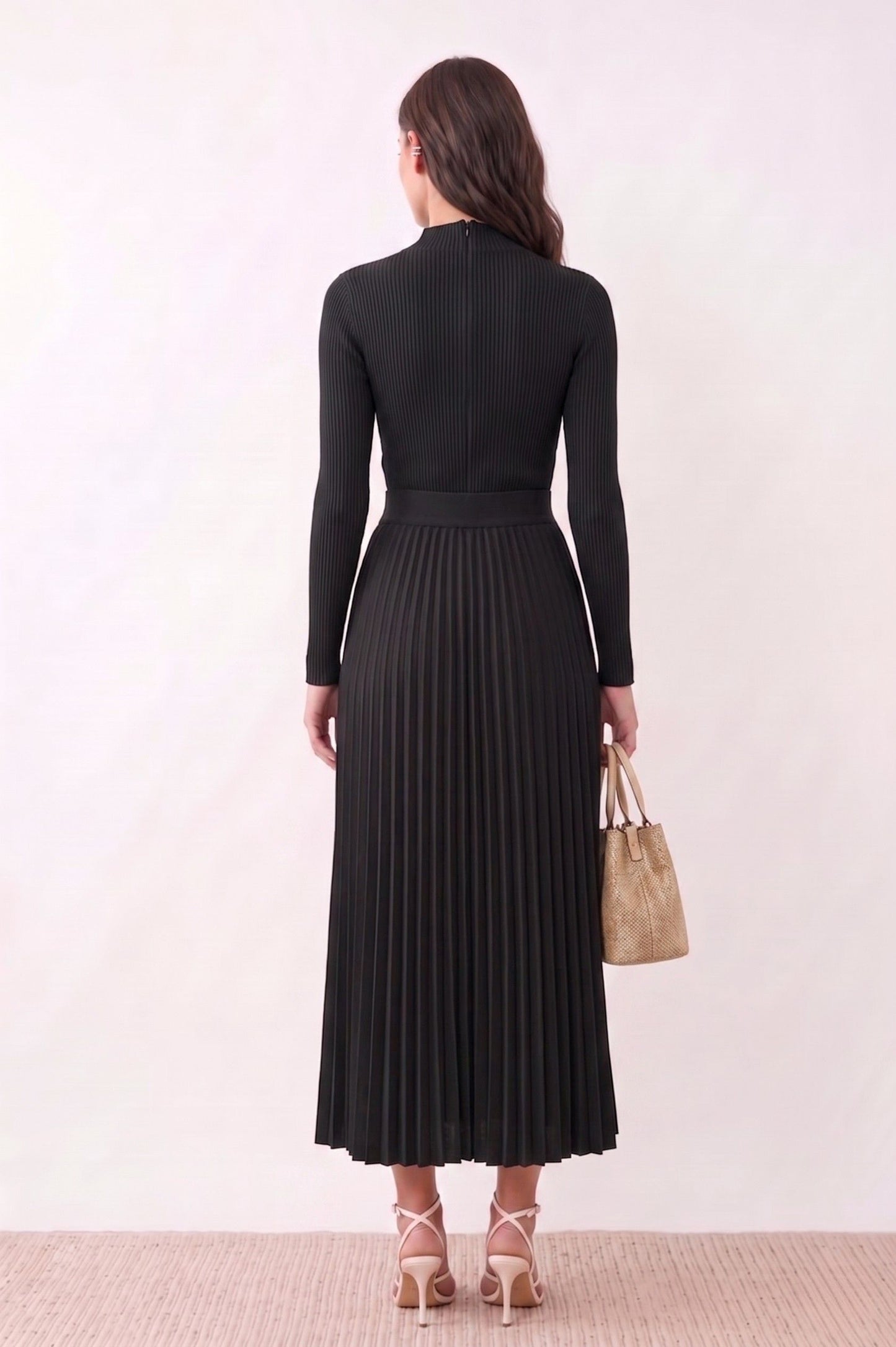 Robe Longue "Escale Parisienne" – Maille Nervurée & Jupe Plissée