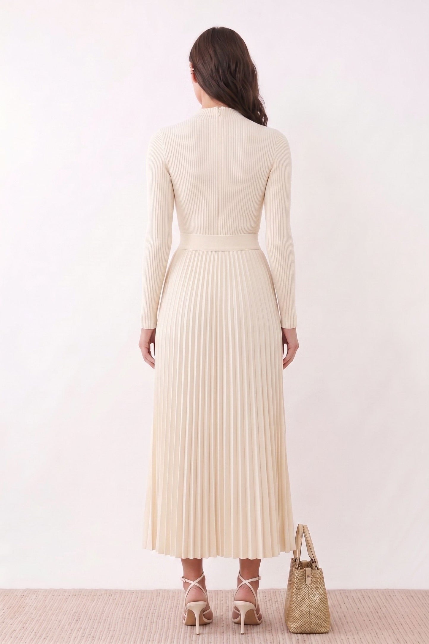 Robe Longue "Escale Parisienne" – Maille Nervurée & Jupe Plissée