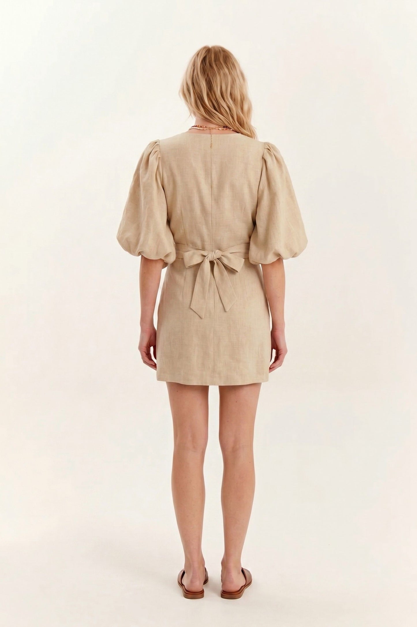Robe Courte Portefeuille "Léonie" – Lin & Manches Bouffantes