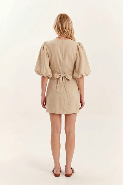 Robe Courte Portefeuille "Léonie" – Lin & Manches Bouffantes