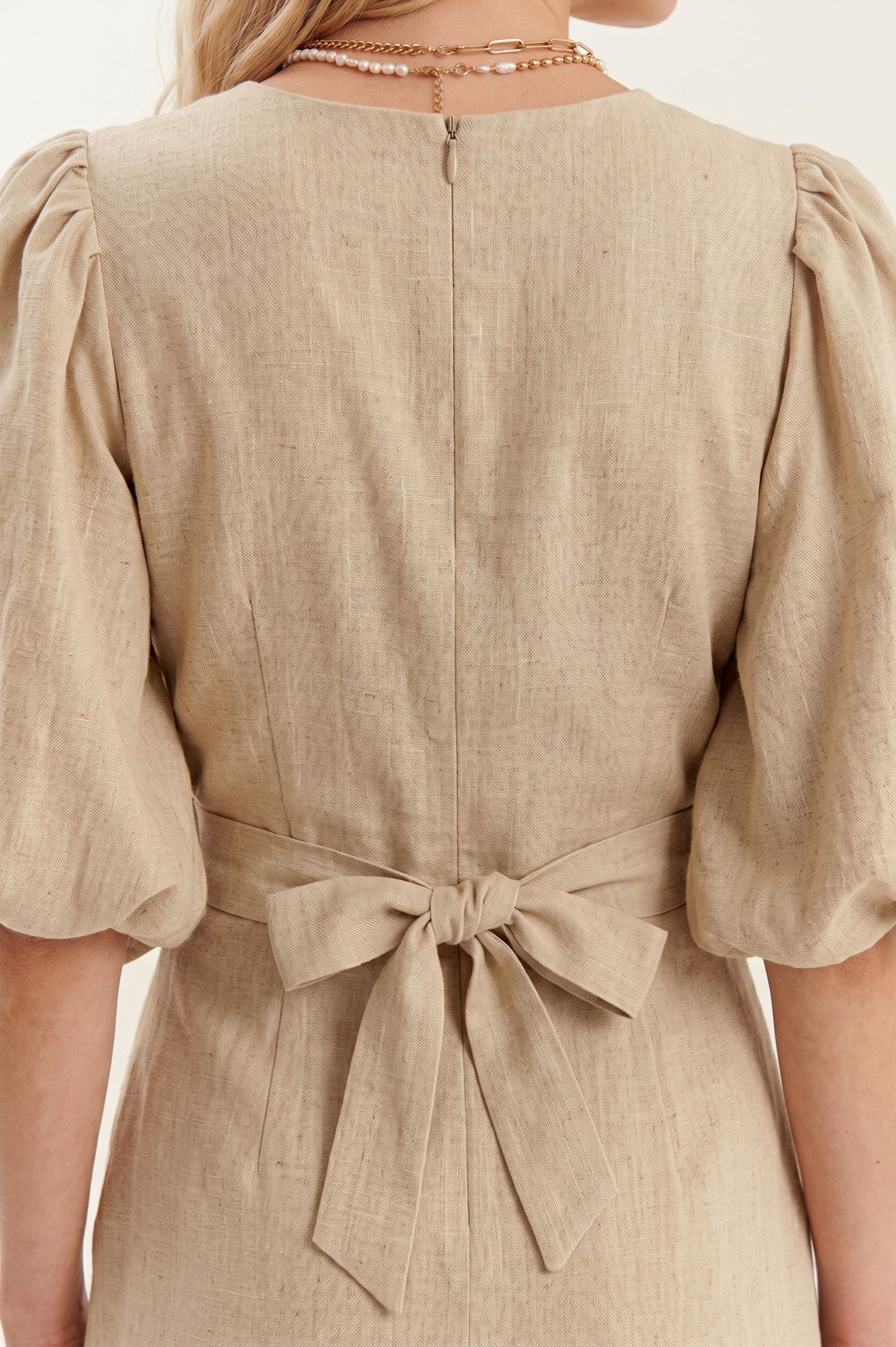Robe Courte Portefeuille "Léonie" – Lin & Manches Bouffantes