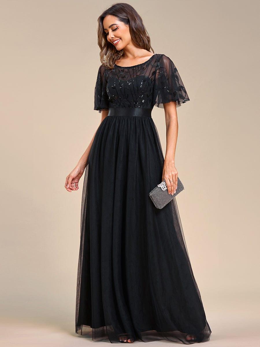 Robe longue de cérémonie à manches courtes avec broderie