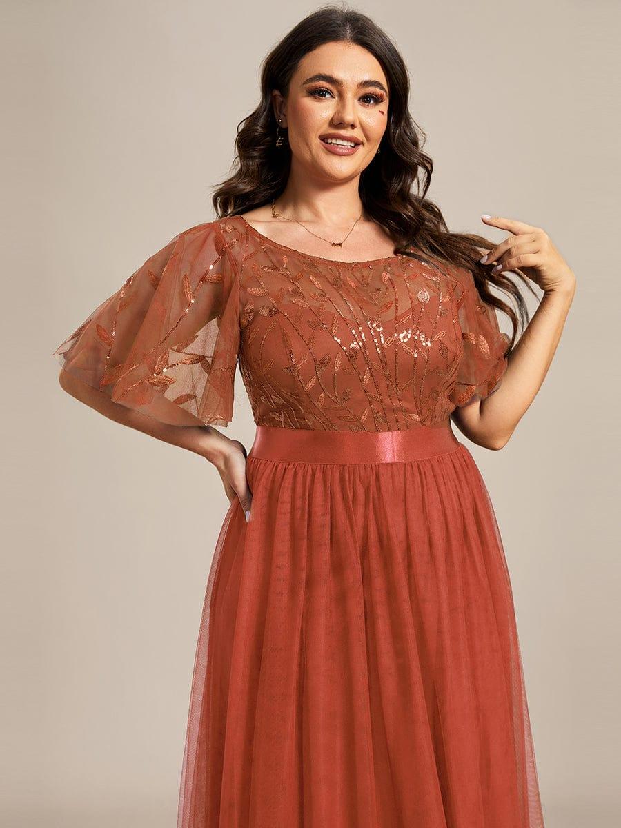 Robe longue de cérémonie à manches courtes avec broderie