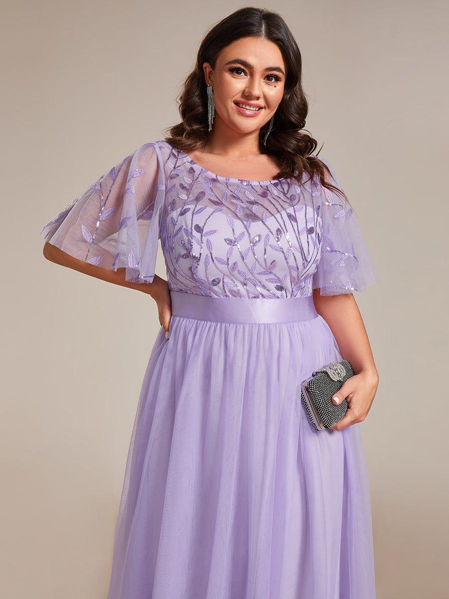 Robe longue de cérémonie à manches courtes avec broderie