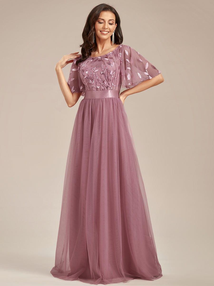 Robe longue de cérémonie à manches courtes avec broderie