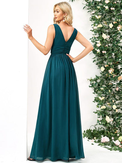 ever HUSH|V Neck Sleeveless Pleated Chiffon Evening Dress