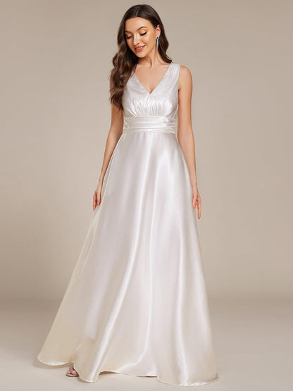 ever INDY|Sleeveless Empire Waist Satin Maxi Bridesmaid Dress With Pockets