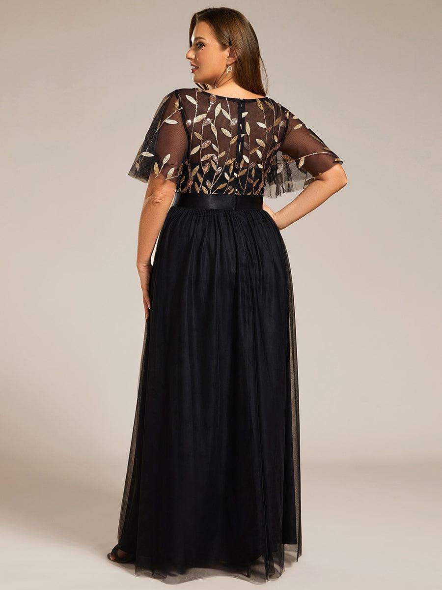 Robe longue de cérémonie à manches courtes avec broderie