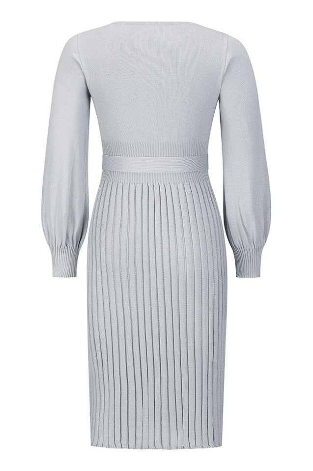 Robe Tricot Épousant à Manches Longues Brodée et Plissée