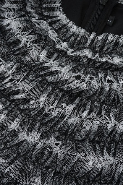 Robe Brodée à Volants "Rose Sauvage"