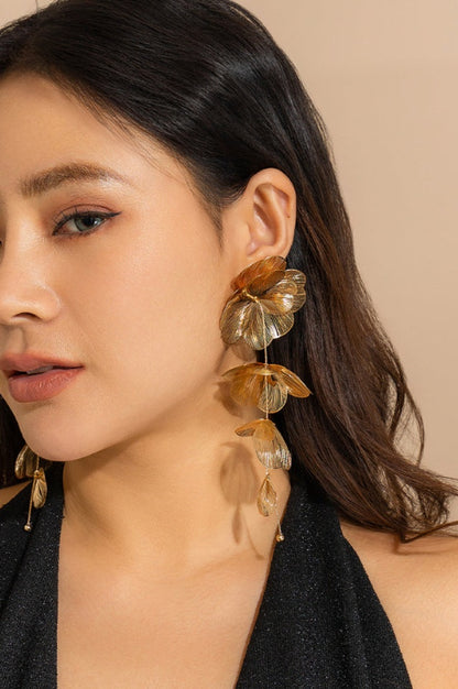 Ensemble de Boucles d'Oreilles et de Collier à Franges Florales