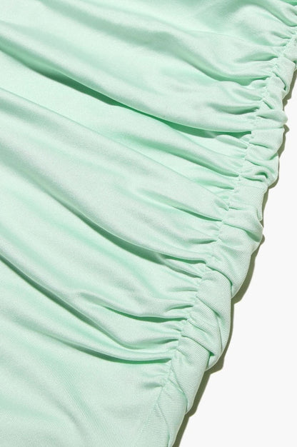 Robe Mini à Volants et Manches Évasées Camilla Pistache