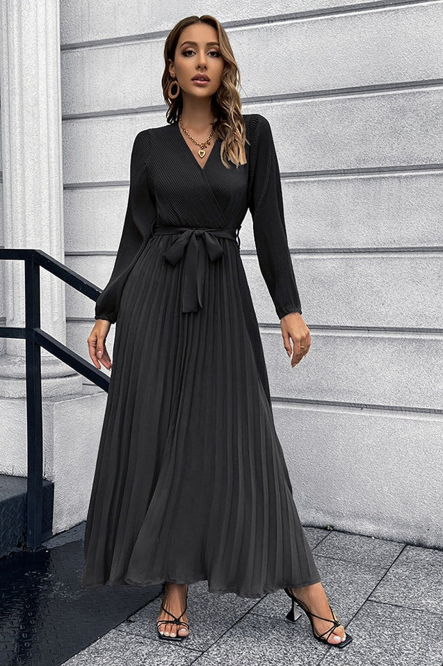 Robe Plissée Évasée à Col en V