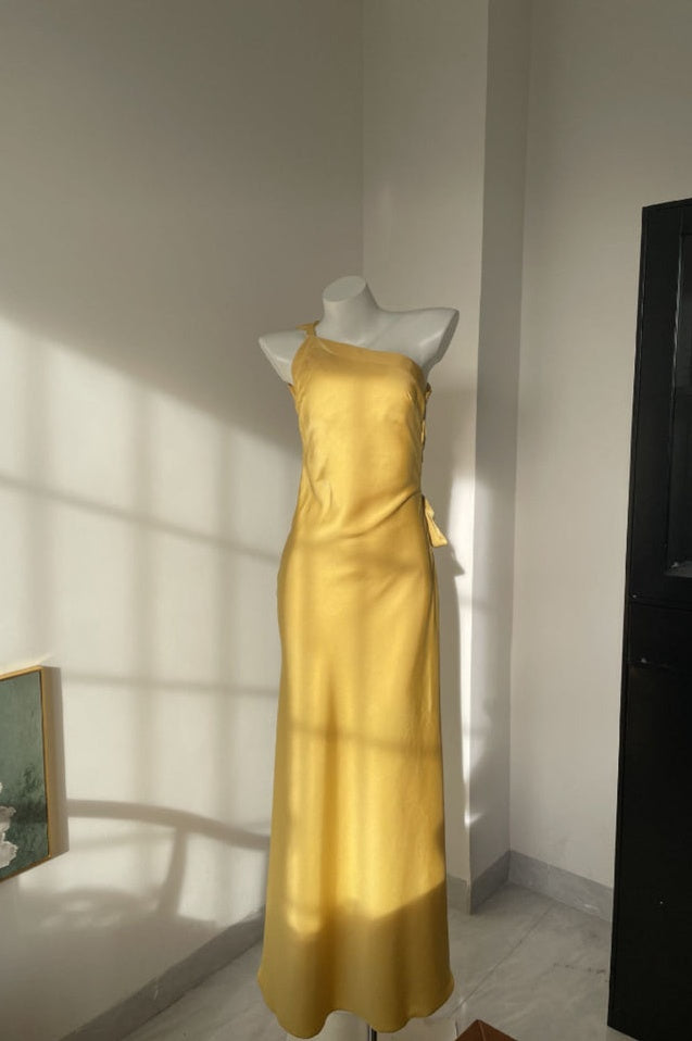 Robe Monique Évasée de Cérémonie Brodée