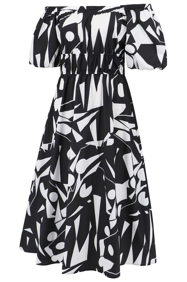 Robe Brodée à Manches Ballon Décolletée