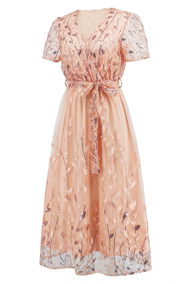 Robe Brodée de Feuilles à Sequins avec Décolleté Lié
