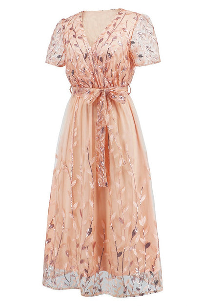 Robe Brodée de Feuilles à Sequins avec Décolleté Lié