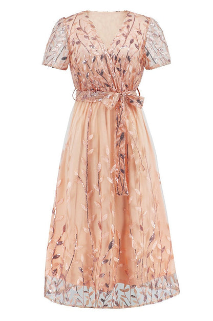 Robe Brodée de Feuilles à Sequins avec Décolleté Lié