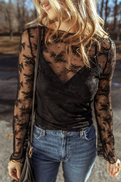 Blouse en Dentelle Maillée au Crochet - Révier Paris
