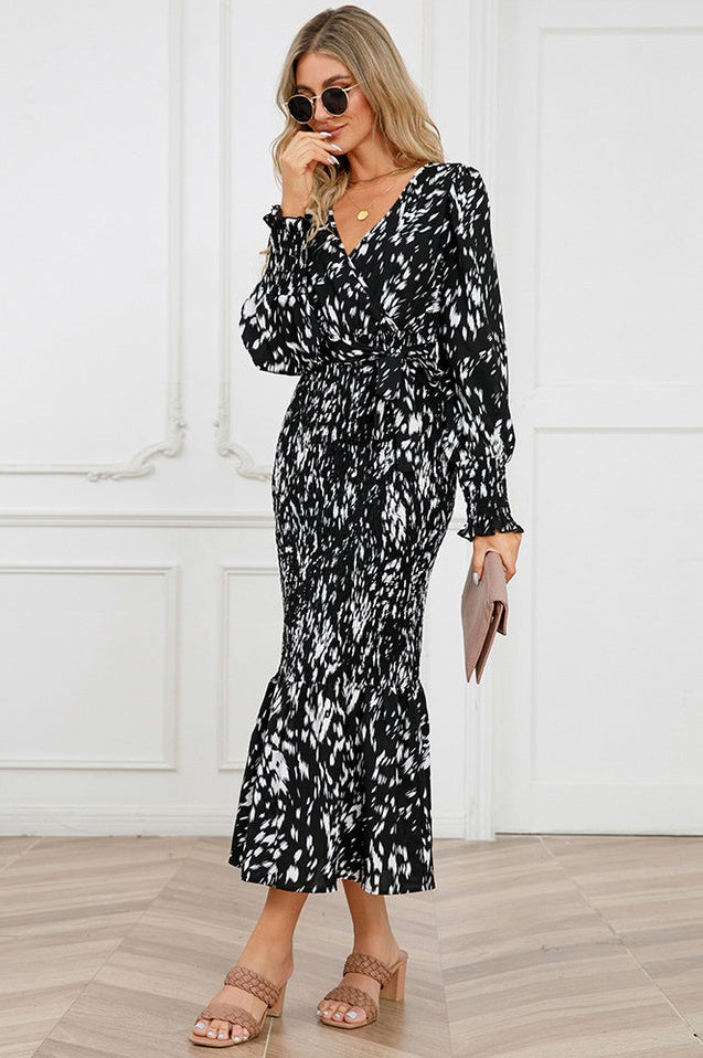Robe Midi Smockée Imprimée à Col V