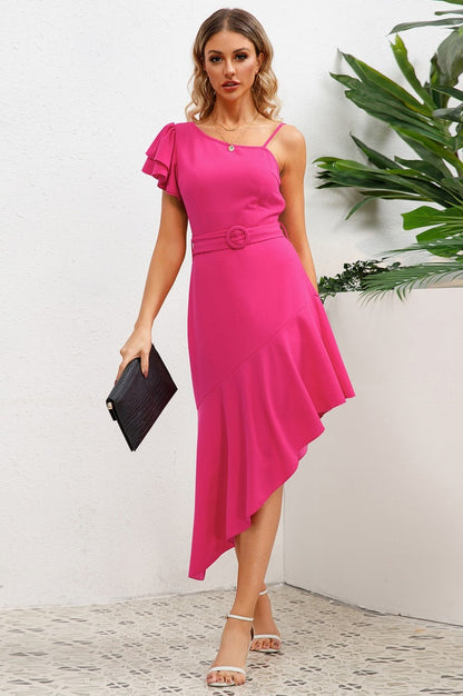 Robe Évasée à Encolure Asymétrique et Manches Papillon