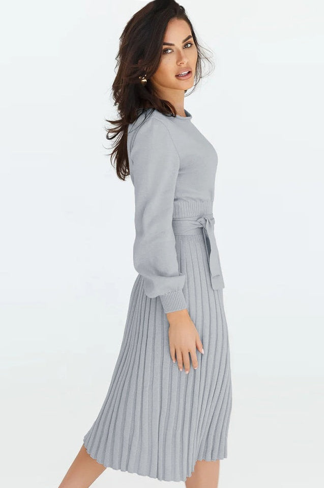Robe Tricot Épousant à Manches Longues Brodée et Plissée