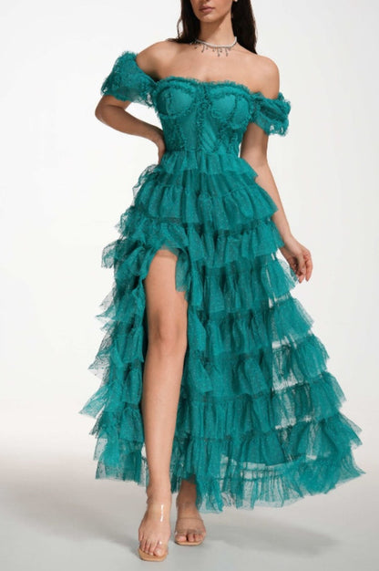 Robe de Cérémonie Évasée à Volants Décolleté Bardot