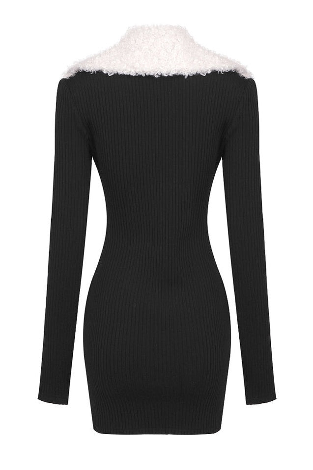 Robe Tricotée à Col Bouffant et Détails Zippés
