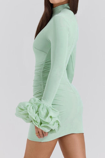 Robe Mini à Volants et Manches Évasées Camilla Pistache