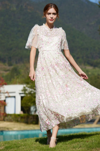 Robe Maxi En Tulle Brodée Opulente - Révier Paris