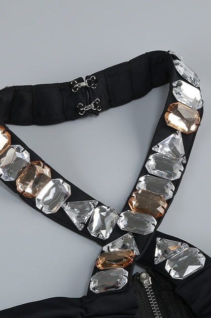 Robe Maxi à Encolure Halter Découpée Alma Diamante