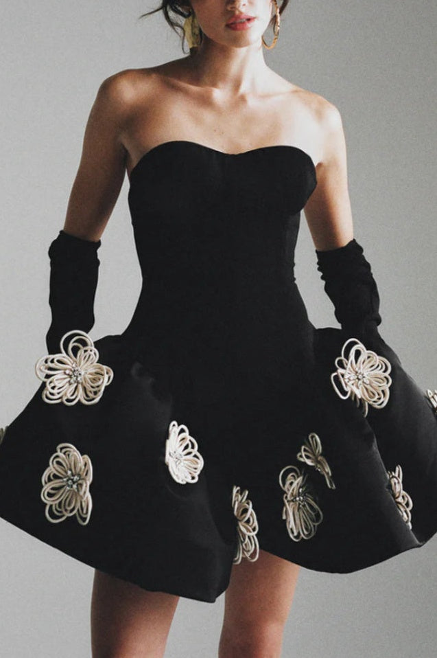 Robe Mini Brodée à Corset avec Applications Florales - Révier Paris