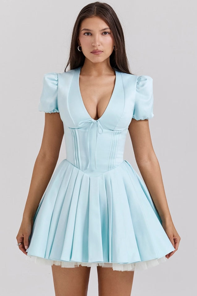 Robe Mini Plissée en Satin Délicat Imani - Révier Paris