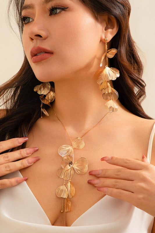 Ensemble de Boucles d'Oreilles et de Collier à Franges Florales - Révier Paris