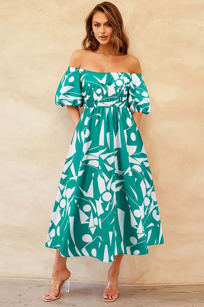 Robe Brodée à Manches Ballon Décolletée