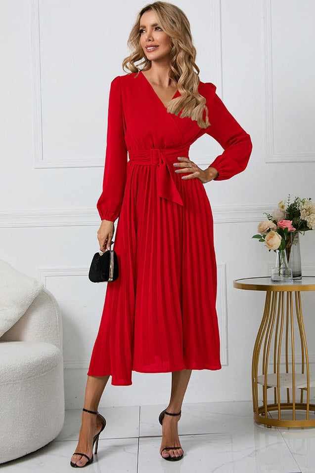 Robe V à Col en V avec Ceinture Plissée