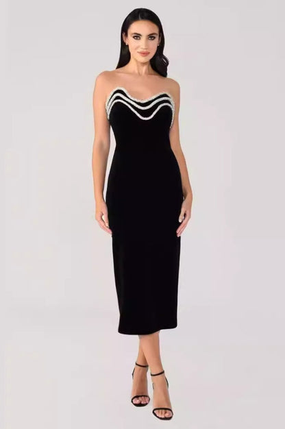 Robe Midi Sans Bretelles à Détails en Cristal - Révier Paris