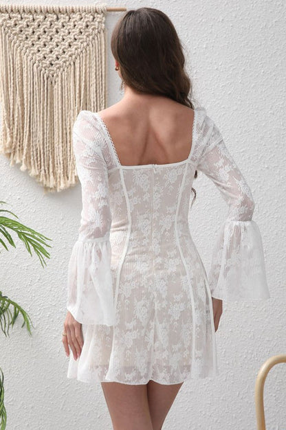 Robe Mini Évasée Brodée avec Corset