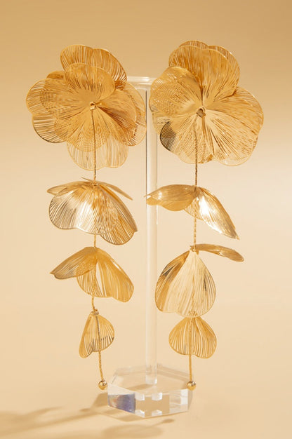 Ensemble de Boucles d'Oreilles et de Collier à Franges Florales