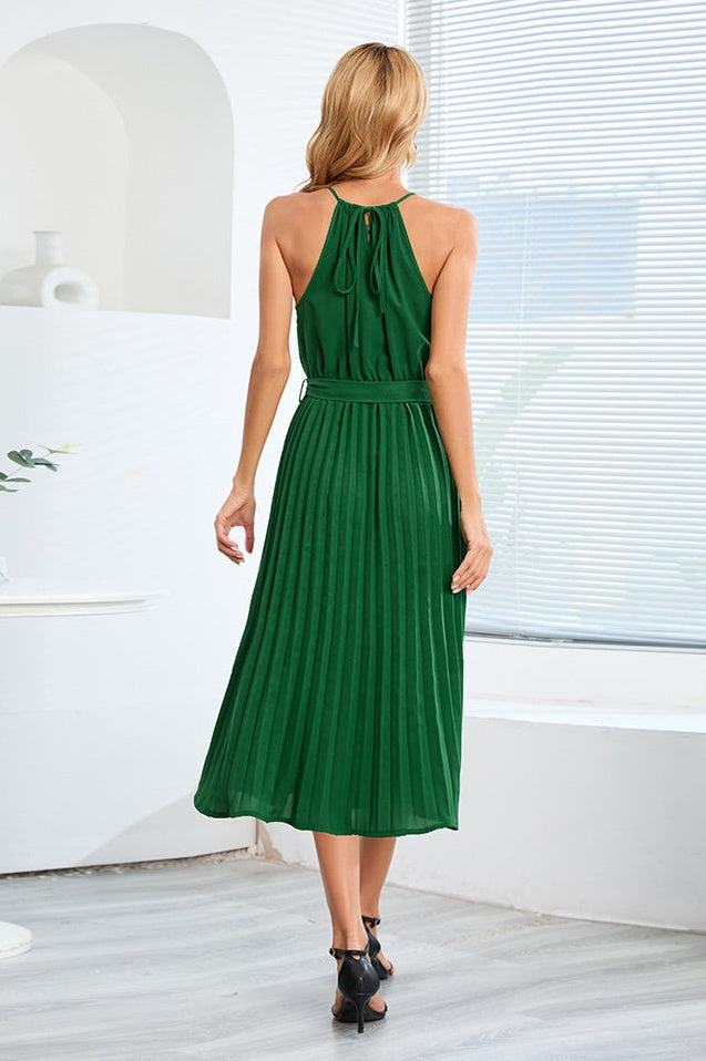 Robe Midi Évasée à Bretelles Spaghetti et Taille Cintrée Plissée