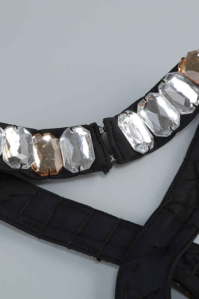 Robe Maxi à Encolure Halter Découpée Alma Diamante