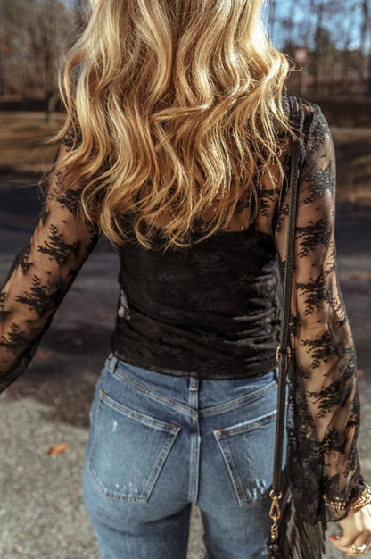 Blouse en Dentelle Maillée au Crochet